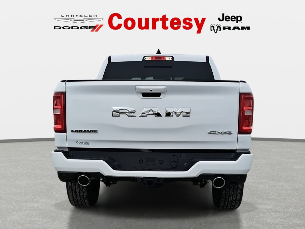 New 2026 Ram 1500 LARAMIE CREW CAB 4X4 5'7 BOX Pickup