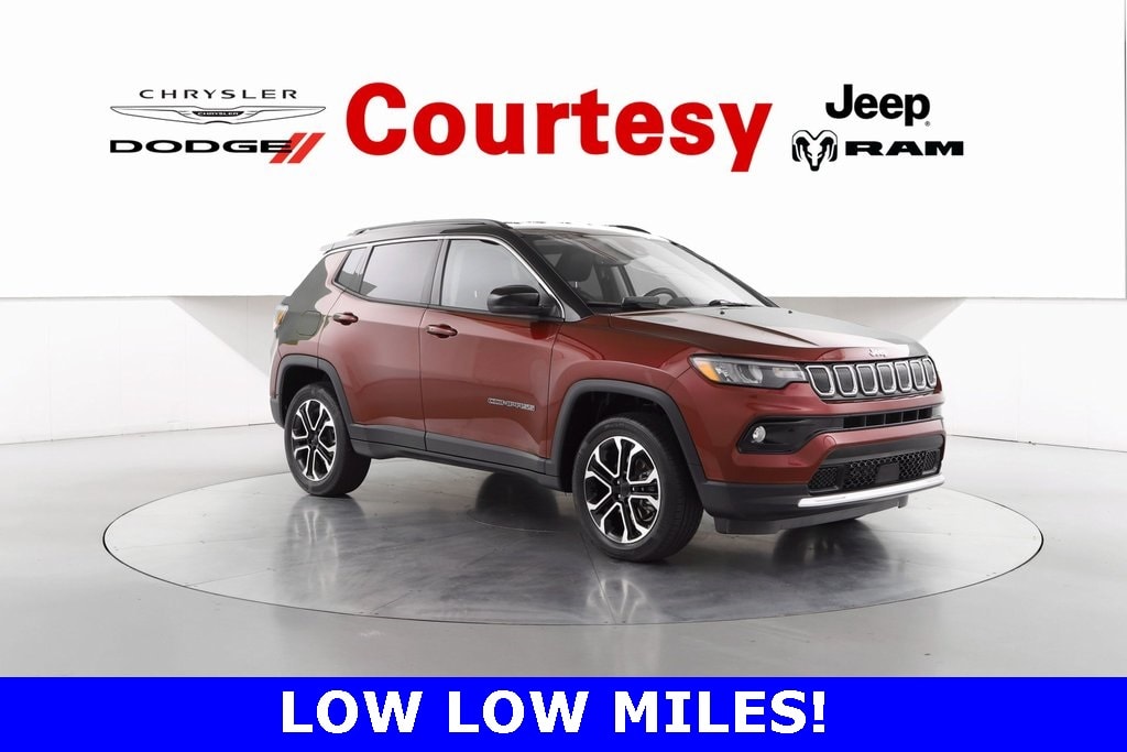 2022 Jeep Compass Limited's photo