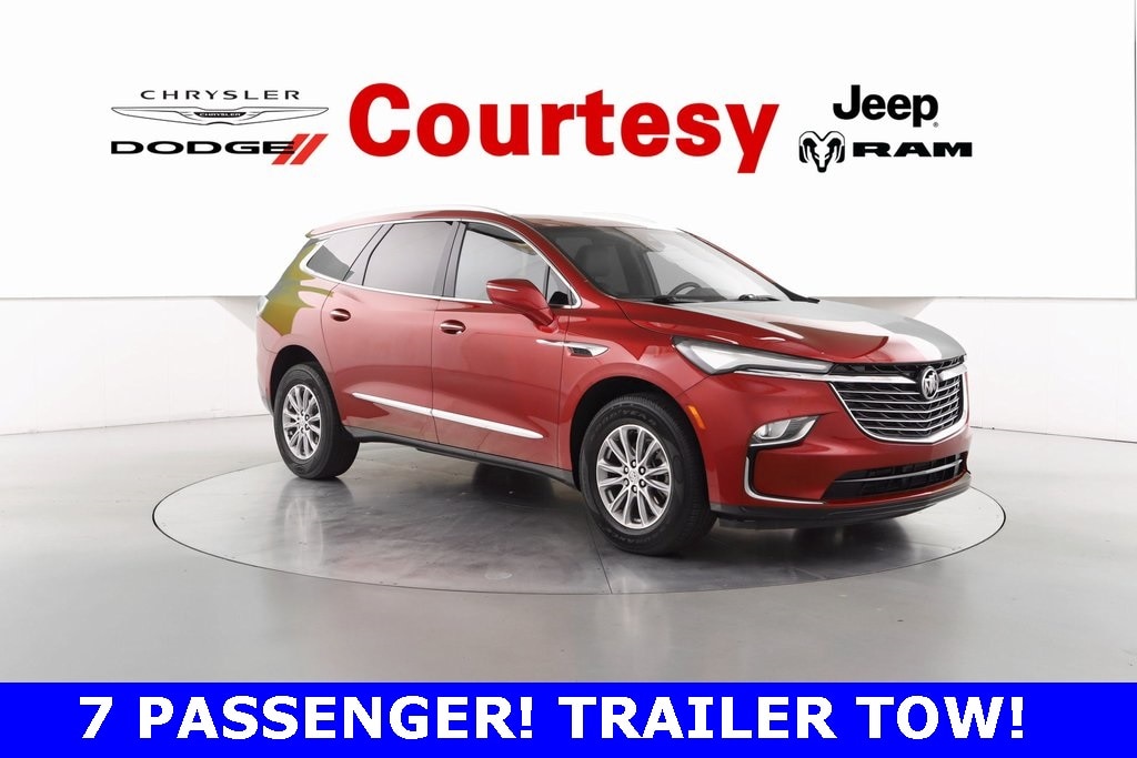 2023 Buick Enclave Essence's photo