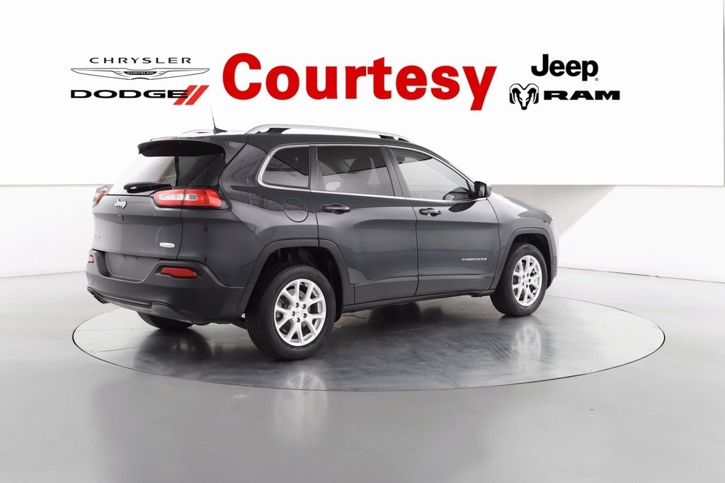 Used 2018 Jeep Cherokee Latitude Plus SUV