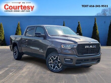 2026 Ram 1500 LARAMIE CREW CAB 4X4 5'7 BOX Pickup