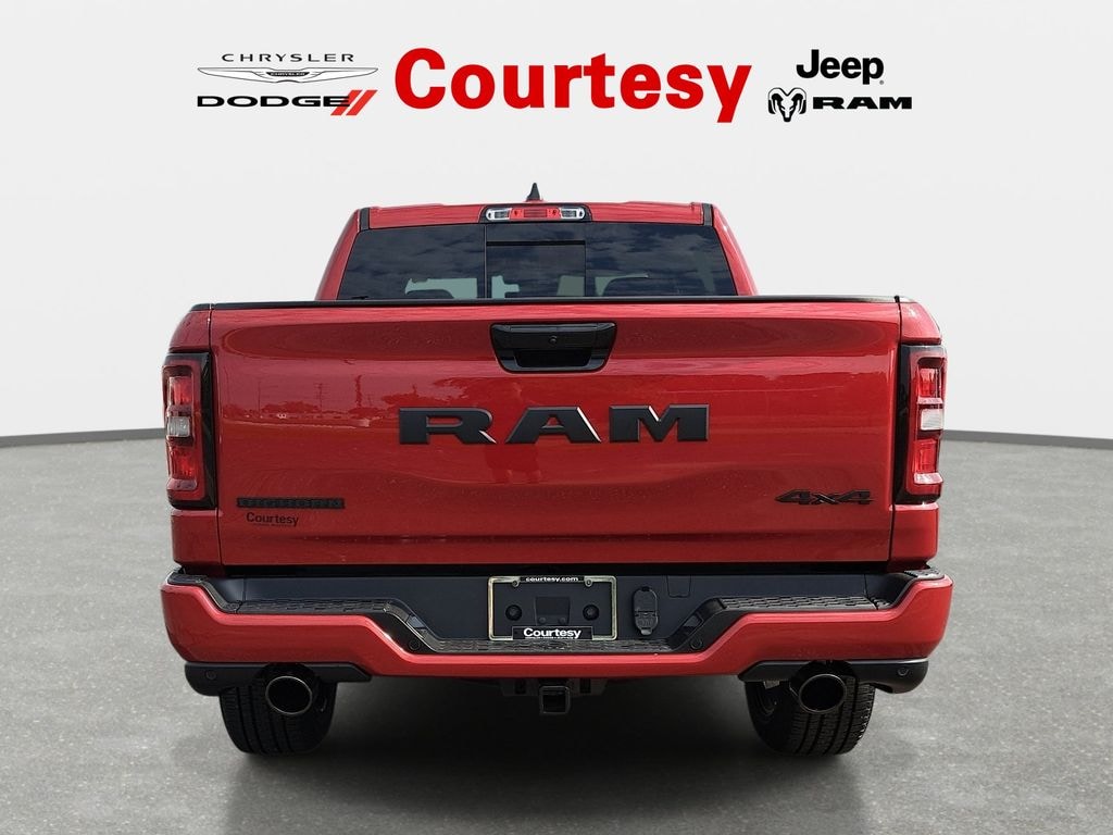New 2026 Ram 1500 BIG HORN CREW CAB 4X4 5'7 BOX Pickup