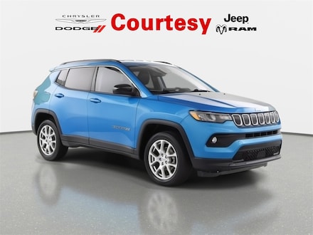 2022 Jeep Compass Latitude Lux SUV
