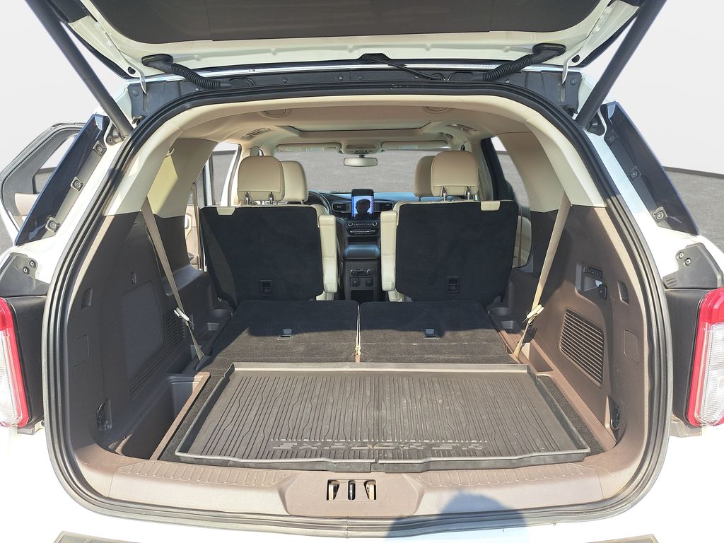 2020 Ford Explorer Platinum - Photo 15