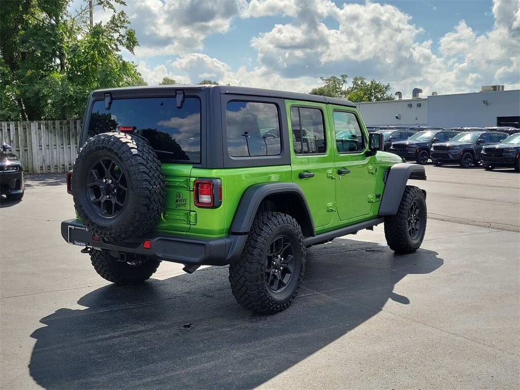 2025 Jeep Wrangler Willys photo 3