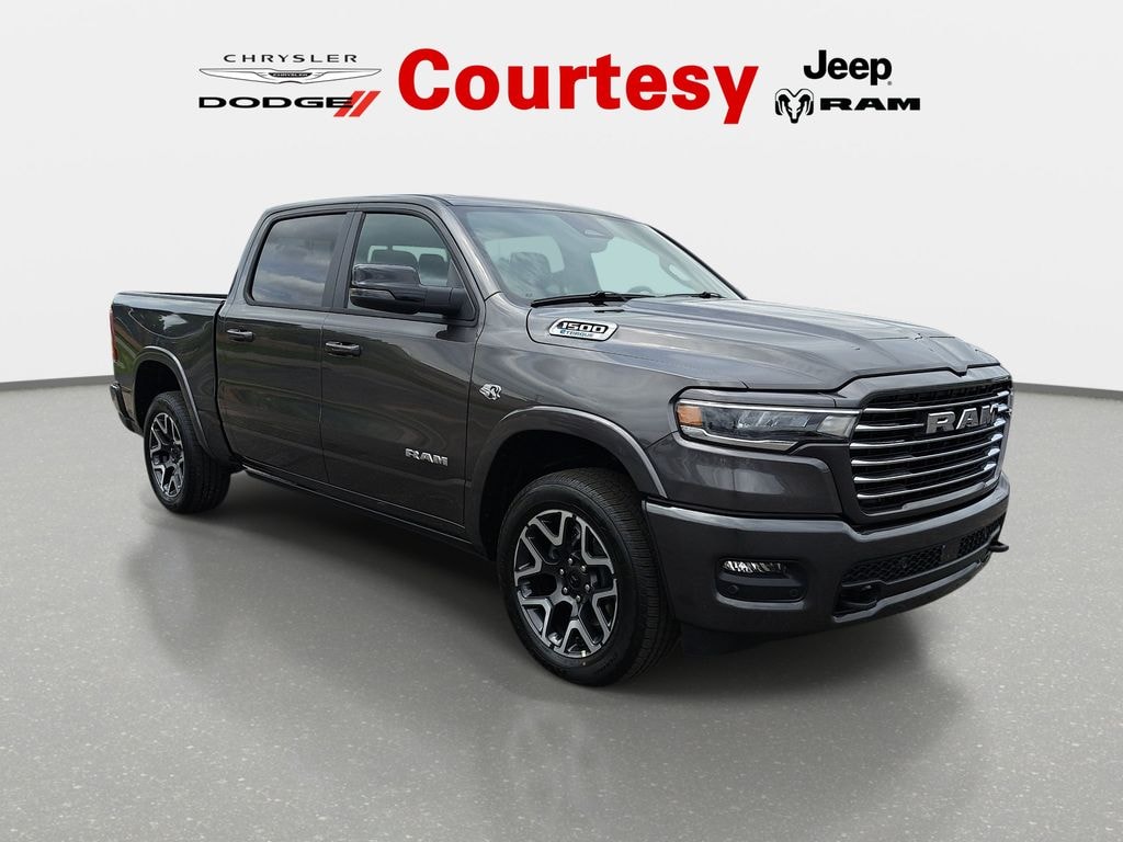 New 2026 Ram 1500 LARAMIE CREW CAB 4X4 5'7 BOX Pickup