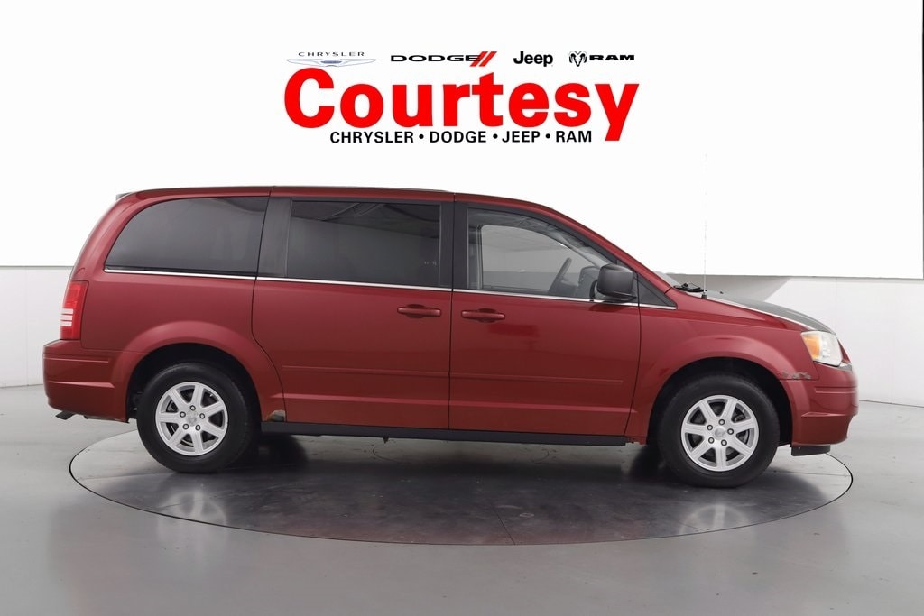 Used 2010 Chrysler Town & Country New LX with VIN 2A4RR2D19AR427836 for sale in Grand Rapids, MI
