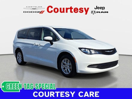 2023 Chrysler Voyager LX Passenger Van