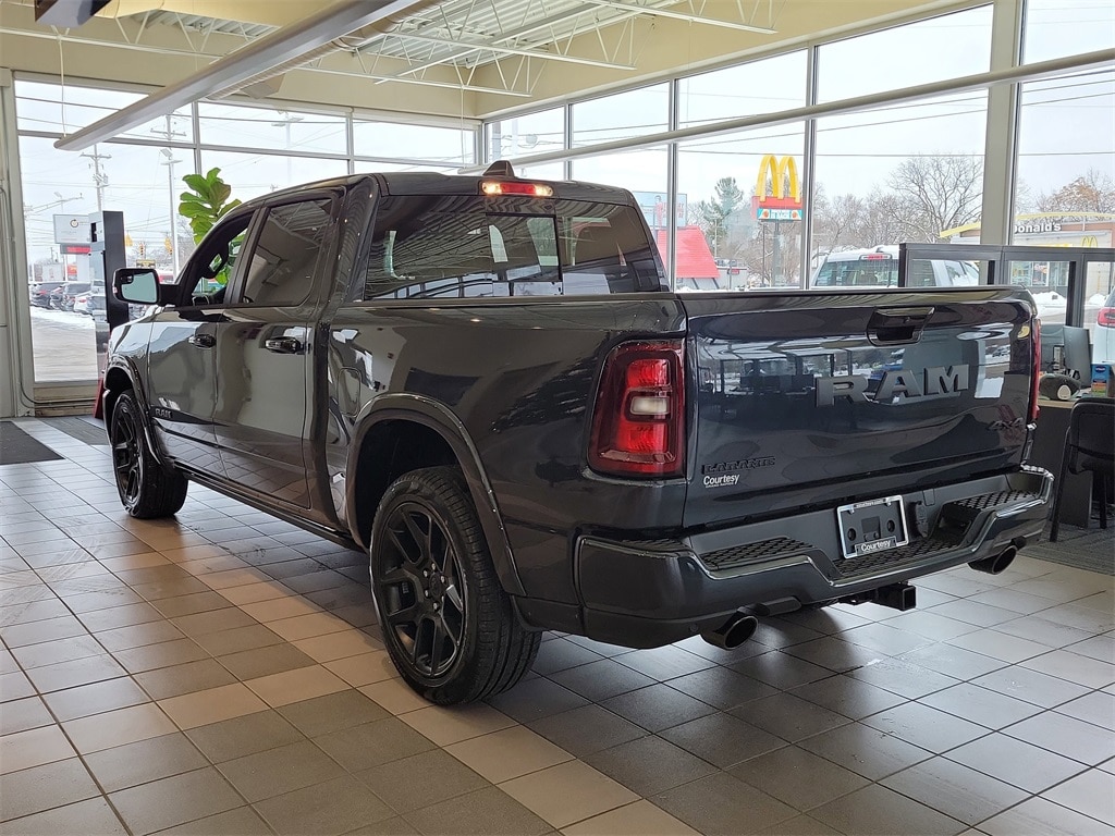 New 2026 Ram 1500 LARAMIE CREW CAB 4X4 5'7 BOX Pickup