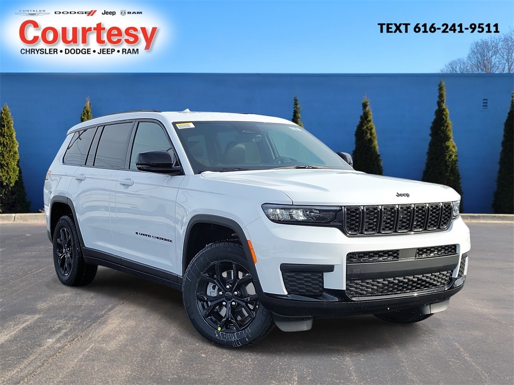 2025 Jeep Grand Cherokee L Altitude's photo