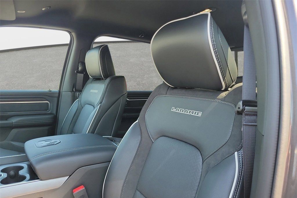 2026 RAM 1500 Laramie - Photo 19