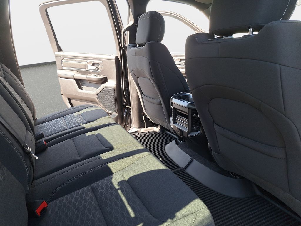 2026 RAM 1500 Big Horn/Lone Star - Photo 11