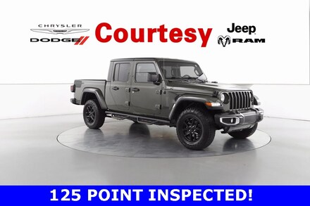 2021 Jeep Gladiator Sport Truck