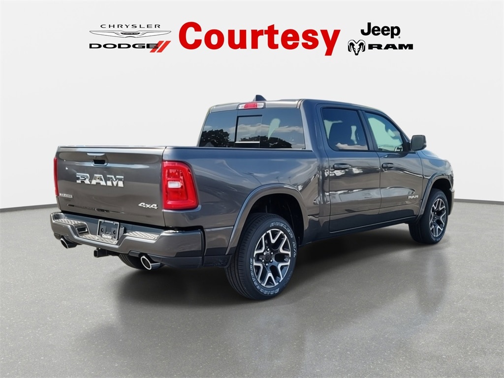 New 2026 Ram 1500 LARAMIE CREW CAB 4X4 5'7 BOX Pickup