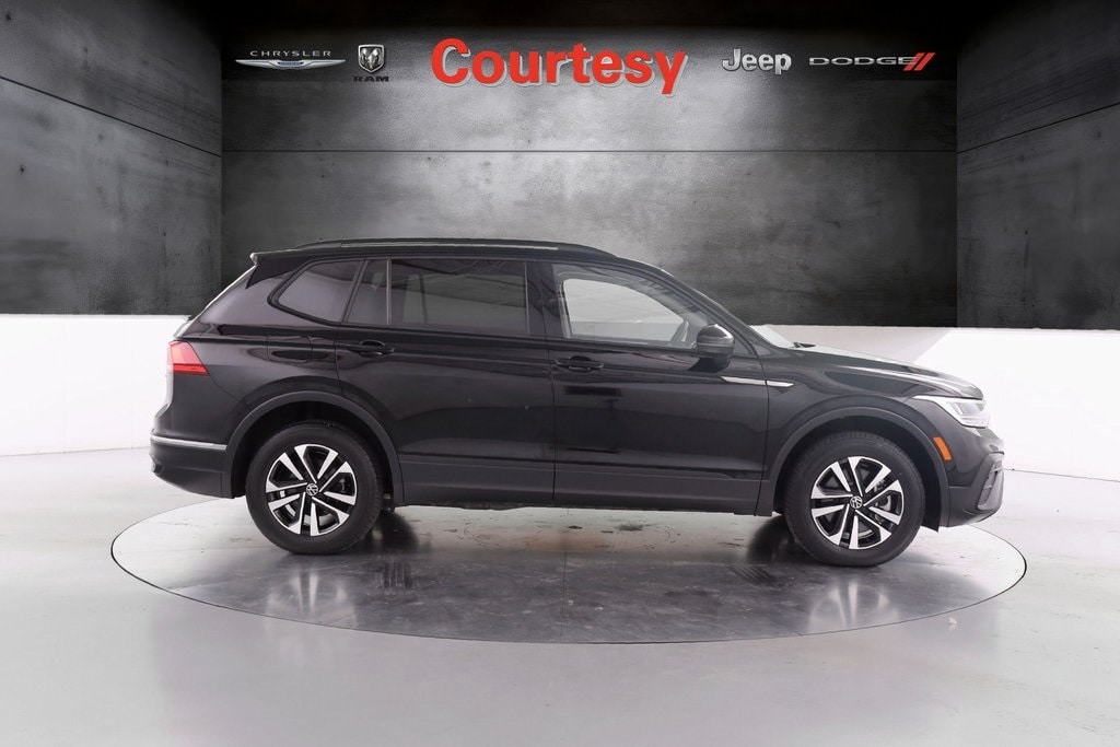 Used 2022 Volkswagen Tiguan S with VIN 3VV0B7AX0NM083286 for sale in Grand Rapids, MI