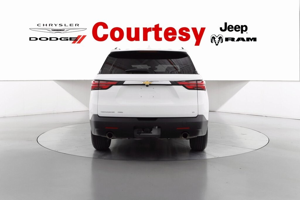 2022 Chevrolet Traverse photo 3