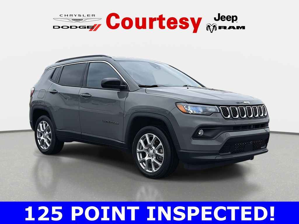 2023 Jeep Compass Latitude Lux
