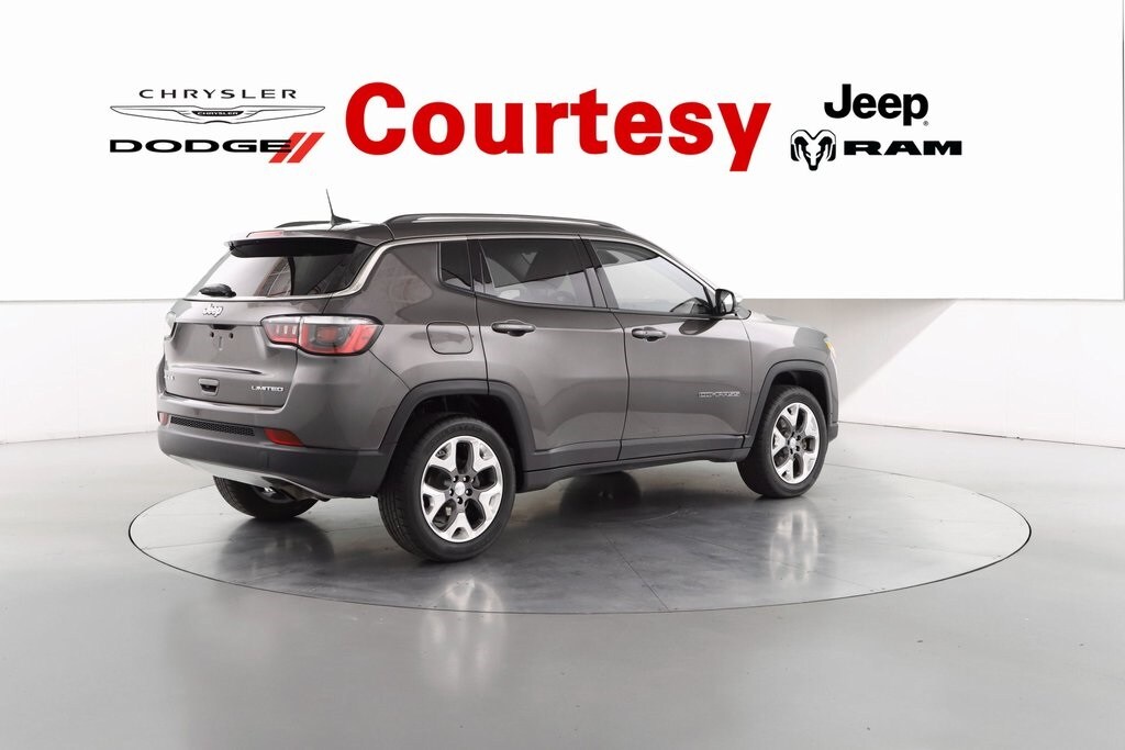 2019 Jeep Compass Limited photo 3