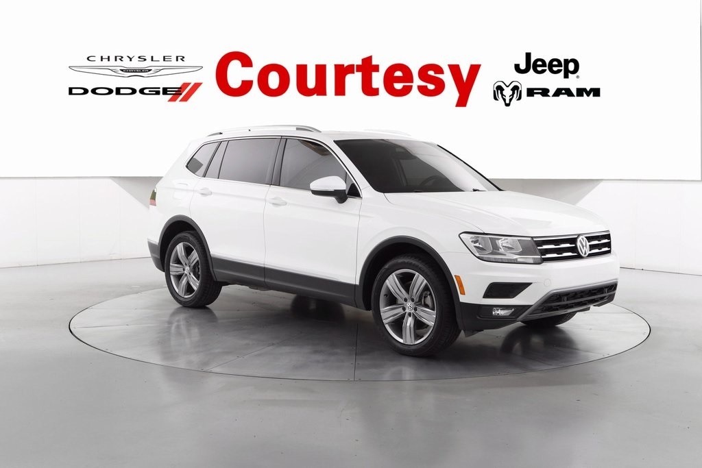 2021 Volkswagen Tiguan SEL's photo