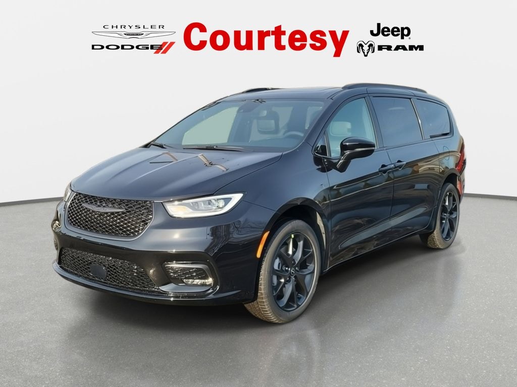 New 2026 Chrysler Pacifica LIMITED AWD Passenger Van