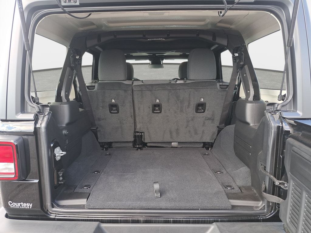 2025 Jeep Wrangler 4-Door Sport S - Photo 12