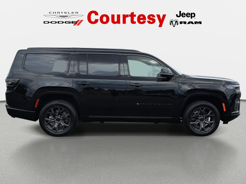 New 2026 Jeep Grand Wagoneer LIMITED ALTITUDE 4X4 Sport Utility