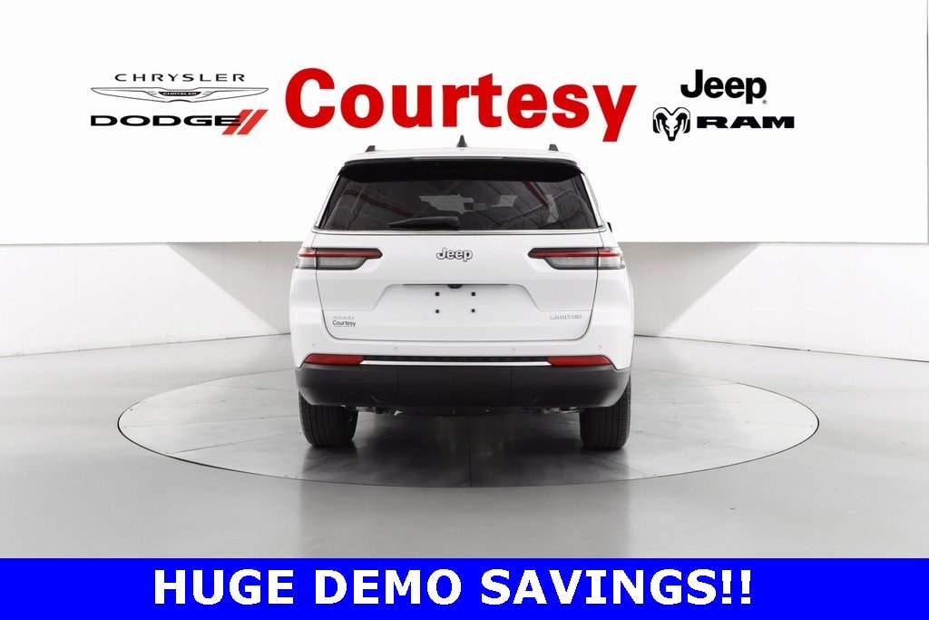 New 2025 Jeep Grand Cherokee L LIMITED 4X4 Sport Utility