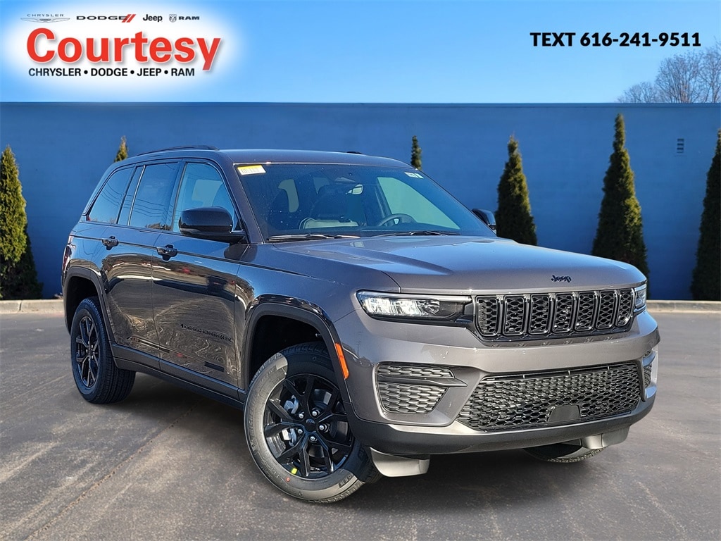 2025 Jeep Grand Cherokee Altitude's photo
