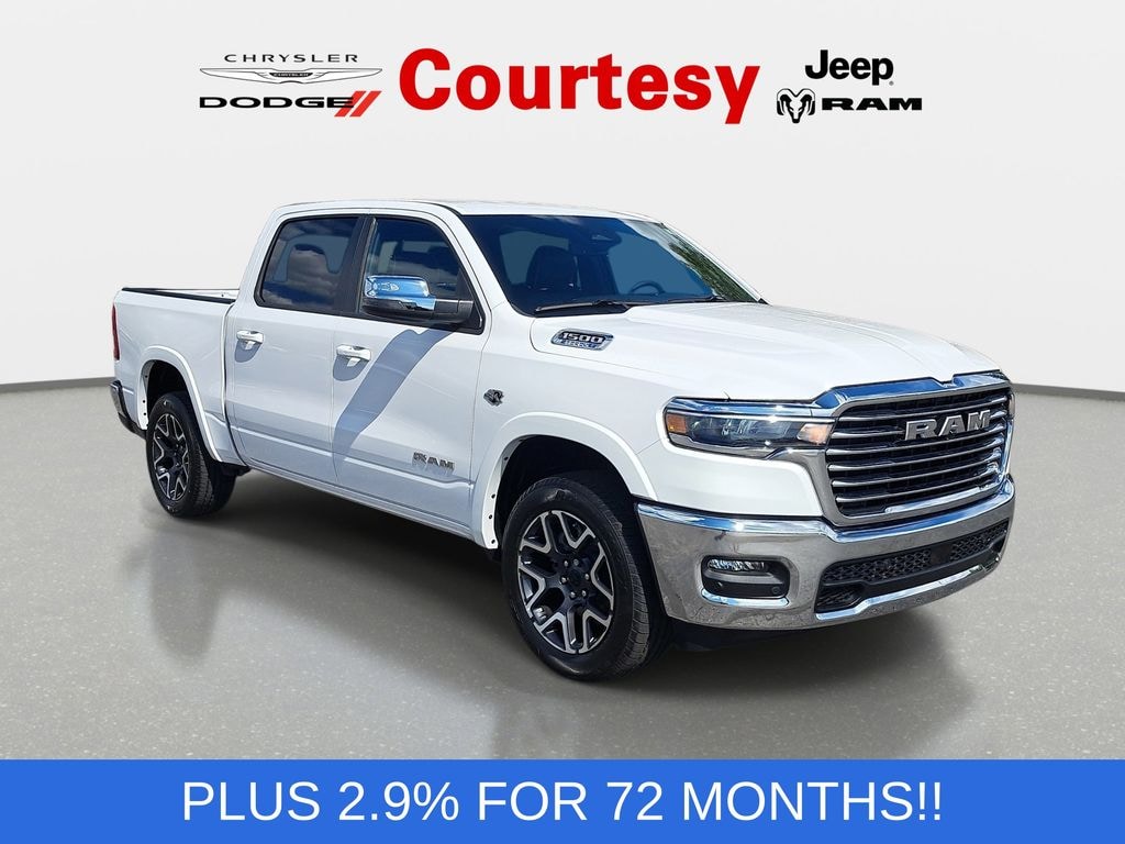 New 2026 Ram 1500 LARAMIE CREW CAB 4X4 5'7 BOX Pickup