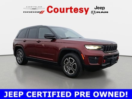 2022 Jeep Grand Cherokee Trailhawk SUV