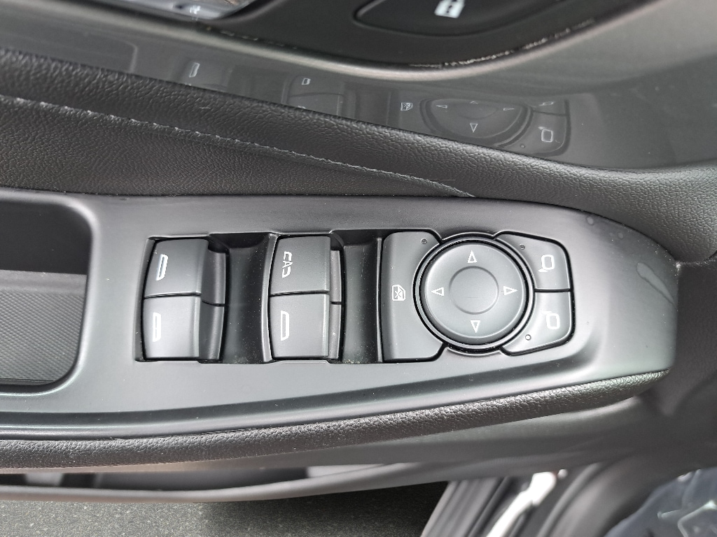 2023 Chevrolet Traverse 1LT - Photo 28