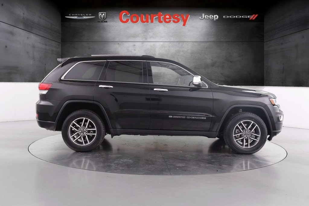 Used 2022 Jeep Grand Cherokee WK Limited with VIN 1C4RJFBG6NC141226 for sale in Grand Rapids, MI