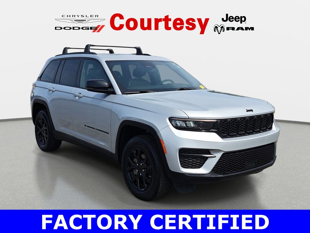 2024 Jeep Grand Cherokee Altitude X 4x4's photo