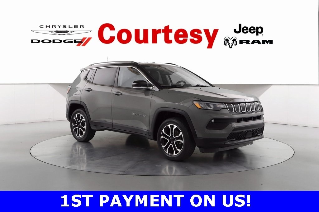 2022 Jeep Compass Limited's photo