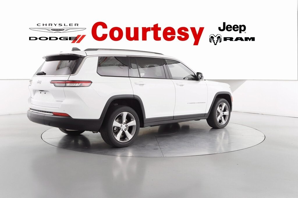 2022 Jeep Grand Cherokee Limited photo 4