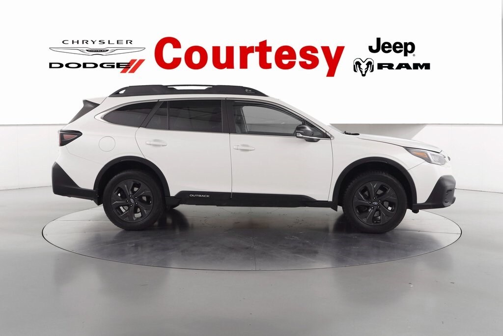 2021 Subaru Outback Onyx Edition XT photo 3