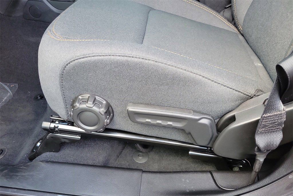 2025 Jeep Wrangler 4-Door Sport S - Photo 16