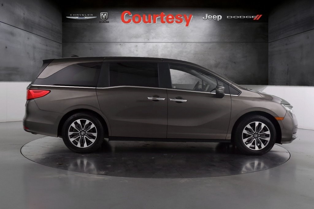 Used 2022 Honda Odyssey EX-L with VIN 5FNRL6H76NB035525 for sale in Grand Rapids, MI