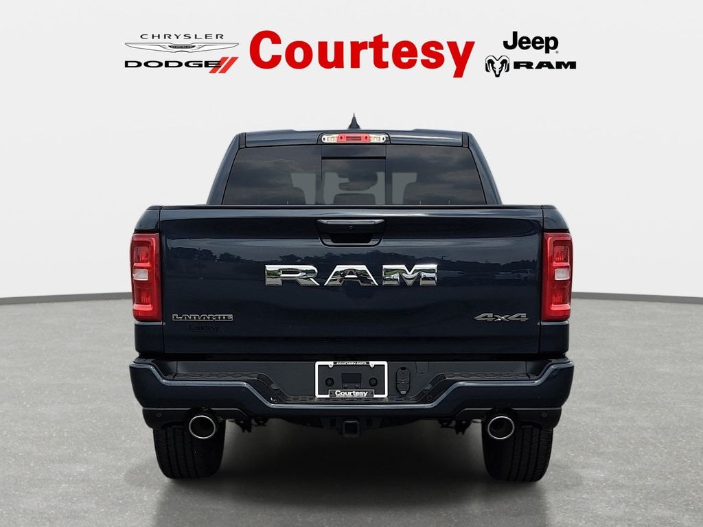 New 2026 Ram 1500 LARAMIE CREW CAB 4X4 5'7 BOX Pickup