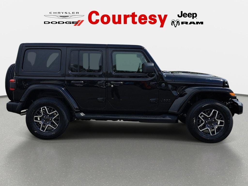 New 2026 Jeep Wrangler 4-DOOR SAHARA Sport Utility