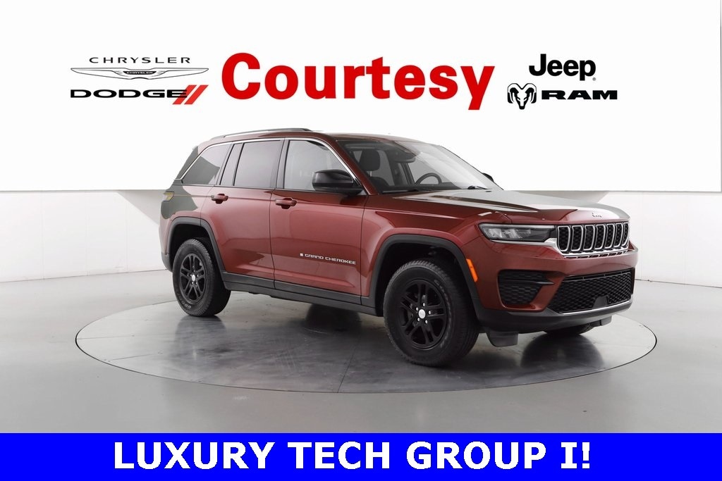 2023 Jeep Grand Cherokee Laredo