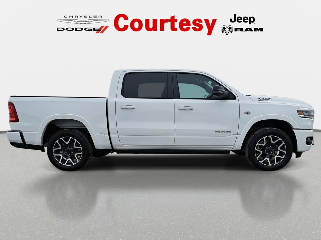 New 2026 Ram 1500 LARAMIE CREW CAB 4X4 5'7 BOX Pickup