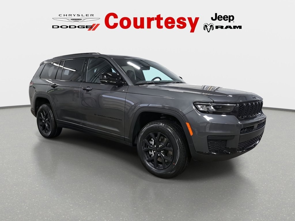 2025 Jeep Grand Cherokee L Altitude's photo