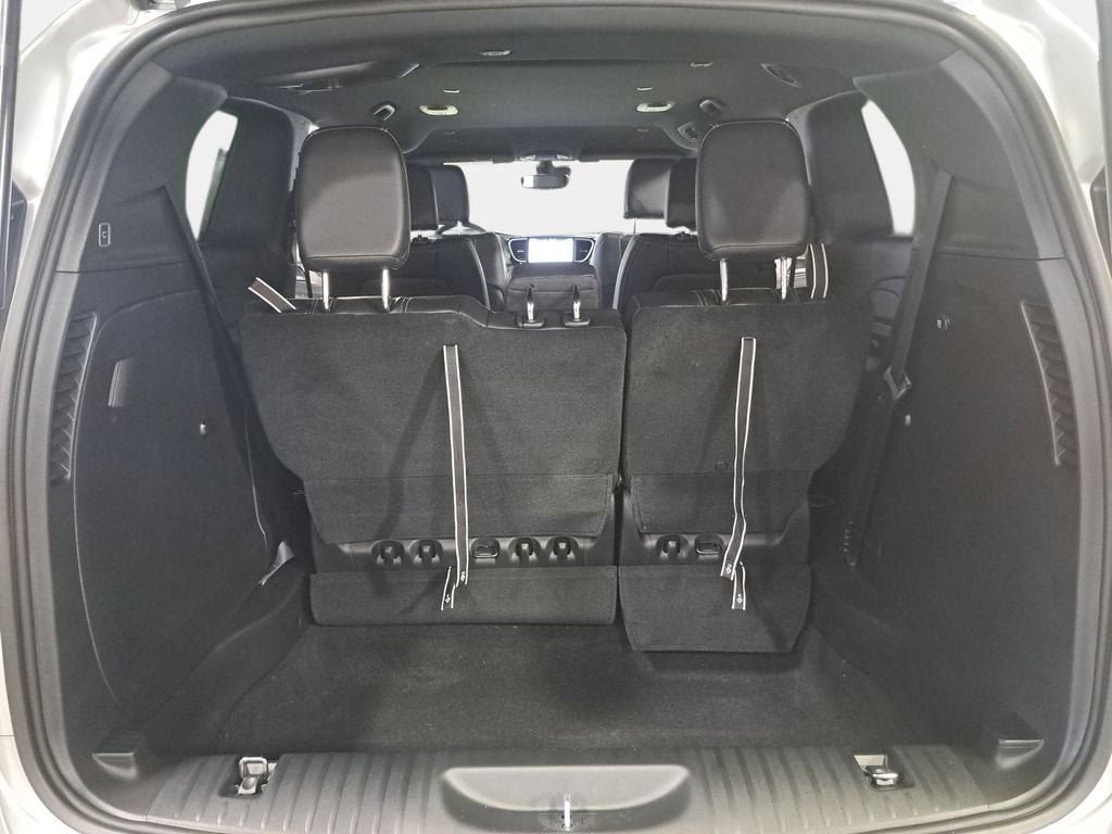 2026 Chrysler Pacifica Select - Photo 14