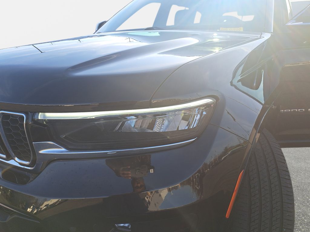 2023 Jeep Grand Cherokee Overland - Photo 33