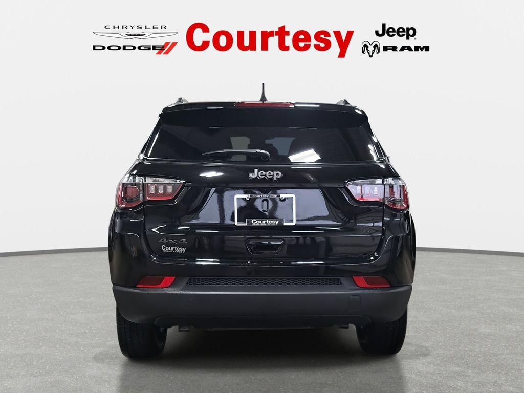 New 2026 Jeep Compass LATITUDE ALTITUDE 4X4 Sport Utility