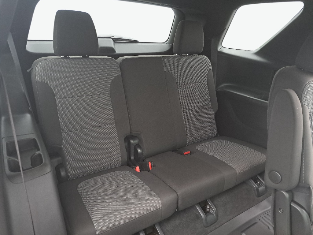 2023 Chevrolet Traverse 1LT - Photo 13