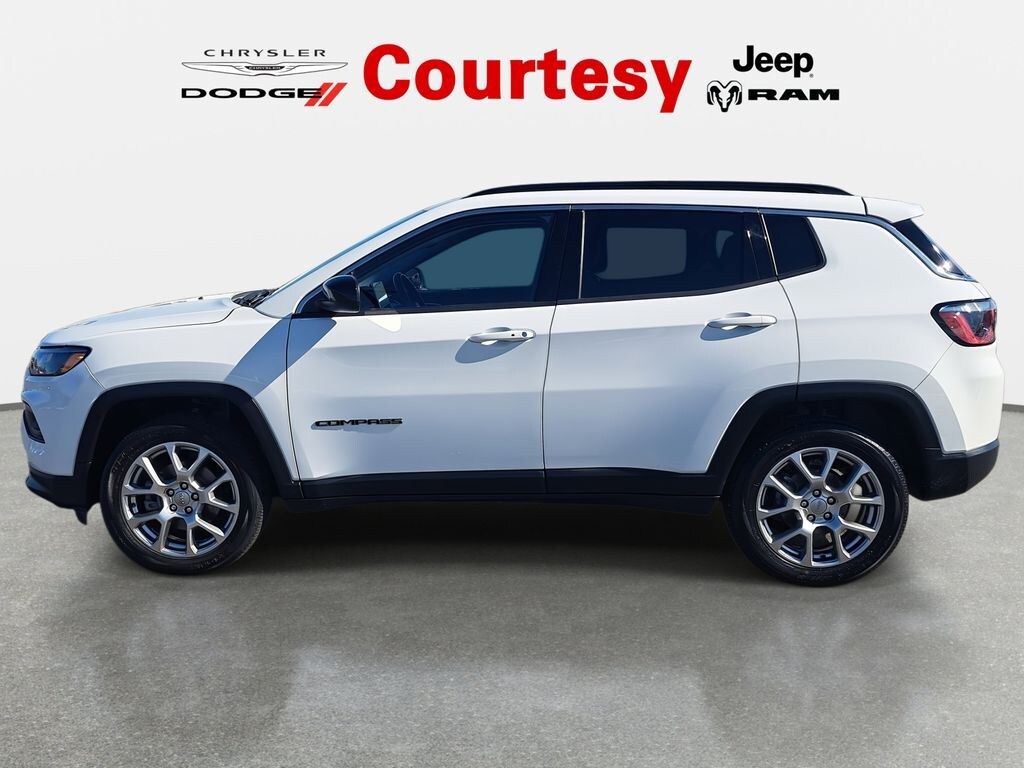 Used 2022 Jeep Compass Latitude Lux SUV