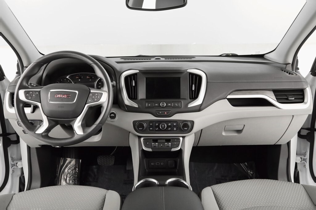 2023 Gmc Terrain SLE photo 2