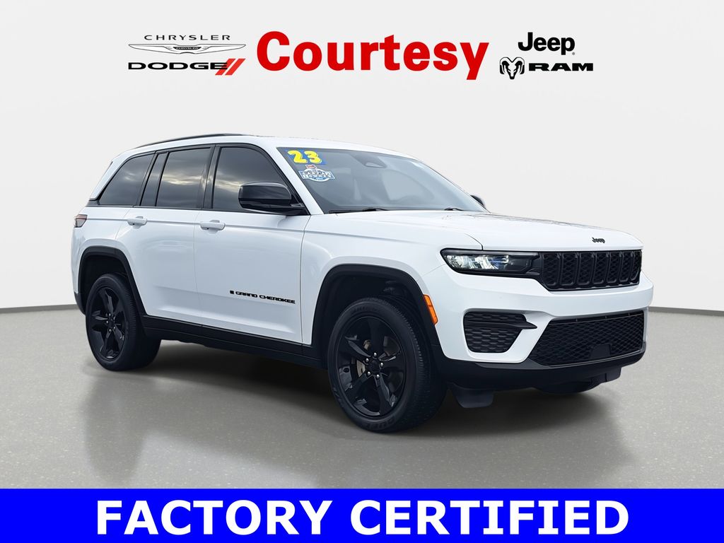 2023 Jeep Grand Cherokee Altitude 4x4's photo